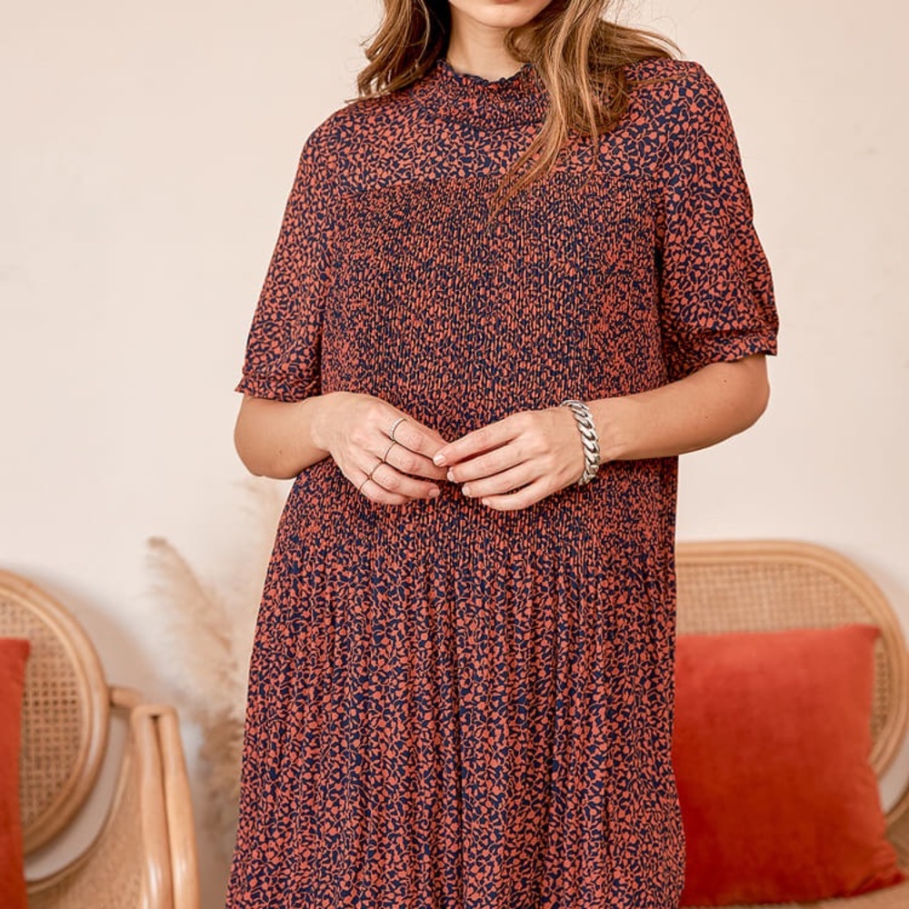 Vero Moda Cassie Navy Floral Pleated Mini Dress